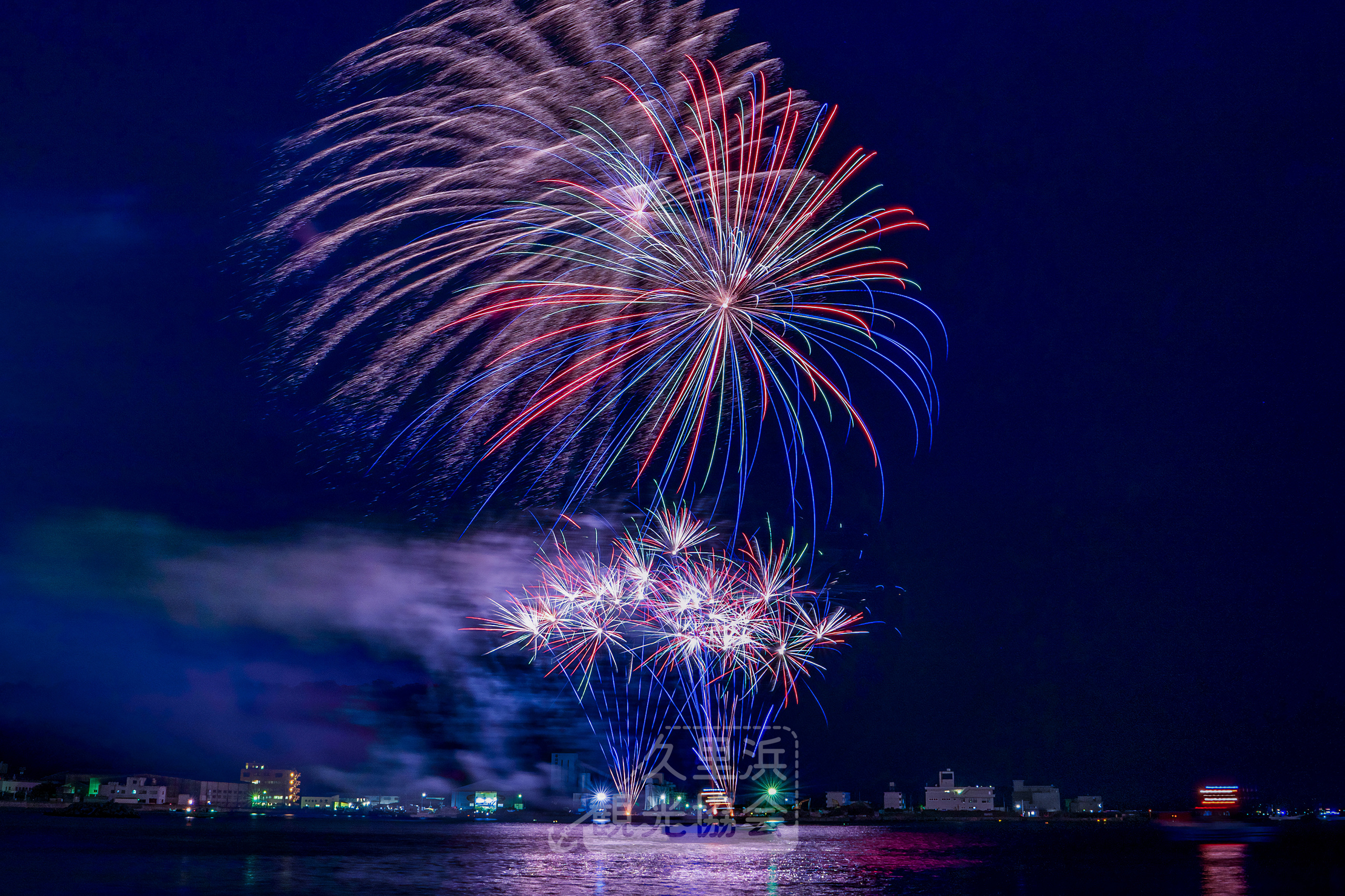 【神奈川】2025久里浜ペリー祭花火大会：約5000発！穴場＆駐車場情報付き| 公式サイトより