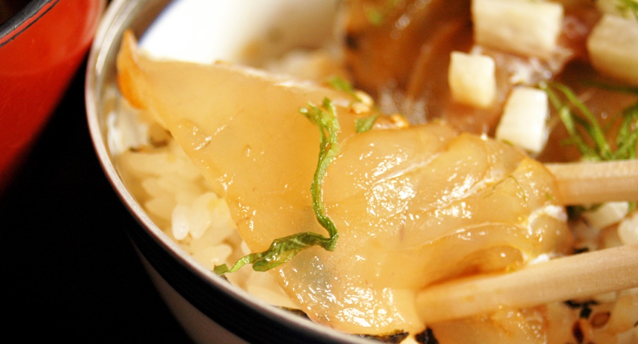 ヒラメの漬け丼