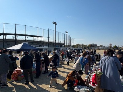 【大阪】ばらいけ公園 de フリマ2025年12月7日(日)開催！堺で年末の掘り出し物探し| 公式サイトより