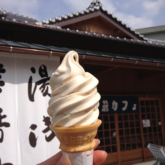 醤油ソフトクリーム